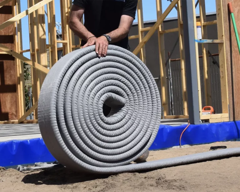 20m Megaflo Agi Pipe Rolled Out on Construction Site