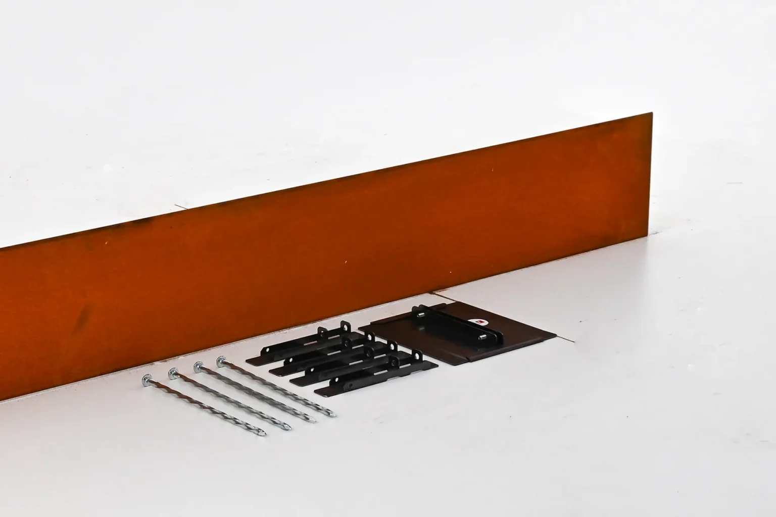 Metwall FormFlow 250mm Package Kit Radcor Cotren Rusty Weathering Steel Garden Edging Kit for Garden Beds and Paths Sold across Melbourne and Victoria