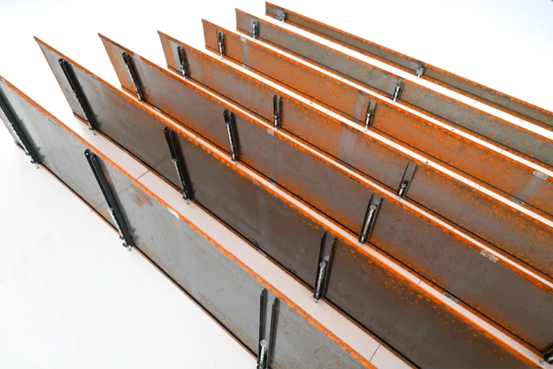Metwall Formflow Weathering Corten Steel Garden Edging Kit for Garden Beds and Paths Full Range Rear Sold across Melbourne and Victoria