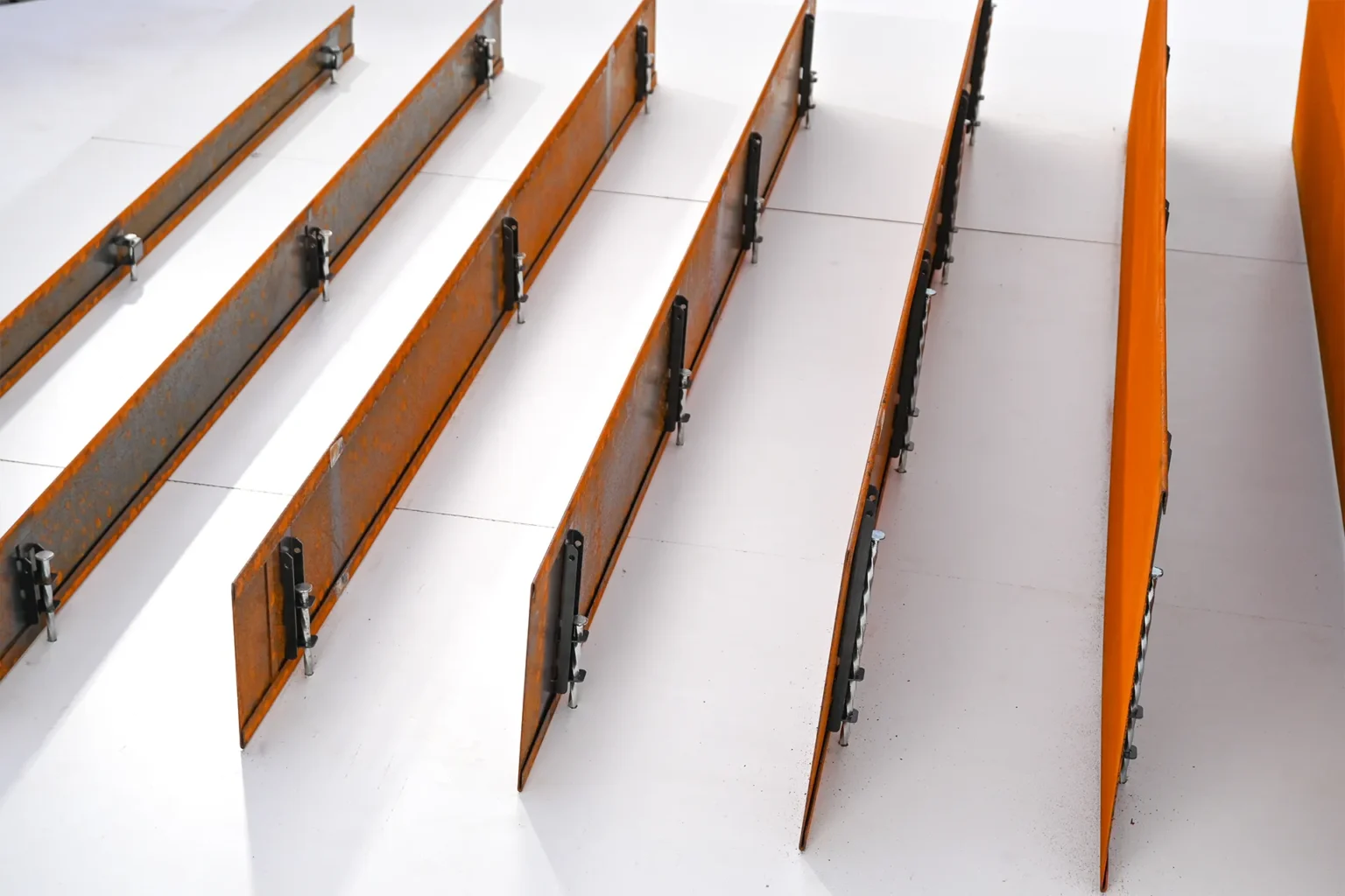 Metwall Formflow Weathering Corten Steel Garden Edging Kit for Garden Beds and Paths Full Range Side Back across Melbourne and Victoria